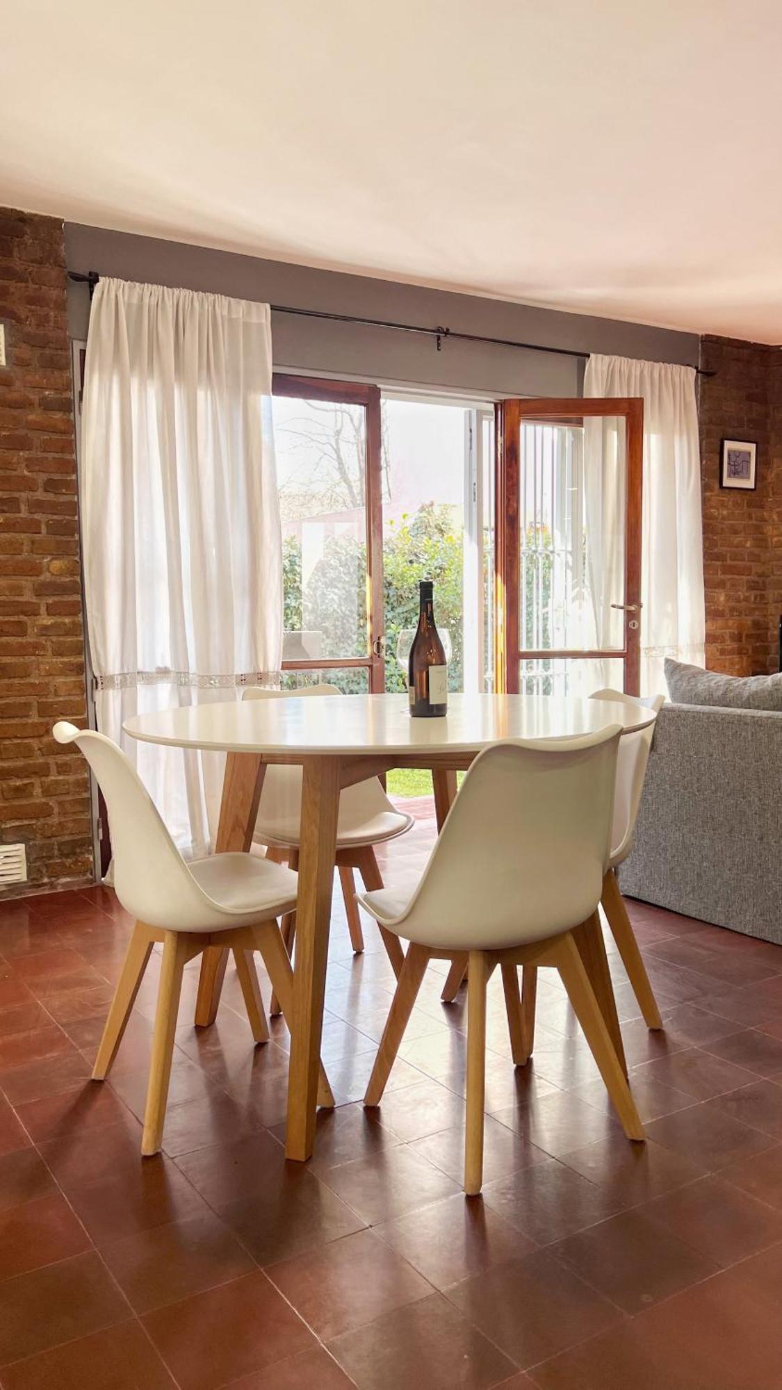 Duplex Mendoza Con Chochera Techada エクステリア 写真