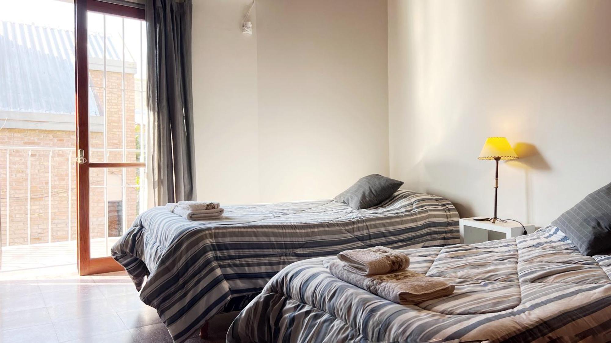 Duplex Mendoza Con Chochera Techada エクステリア 写真